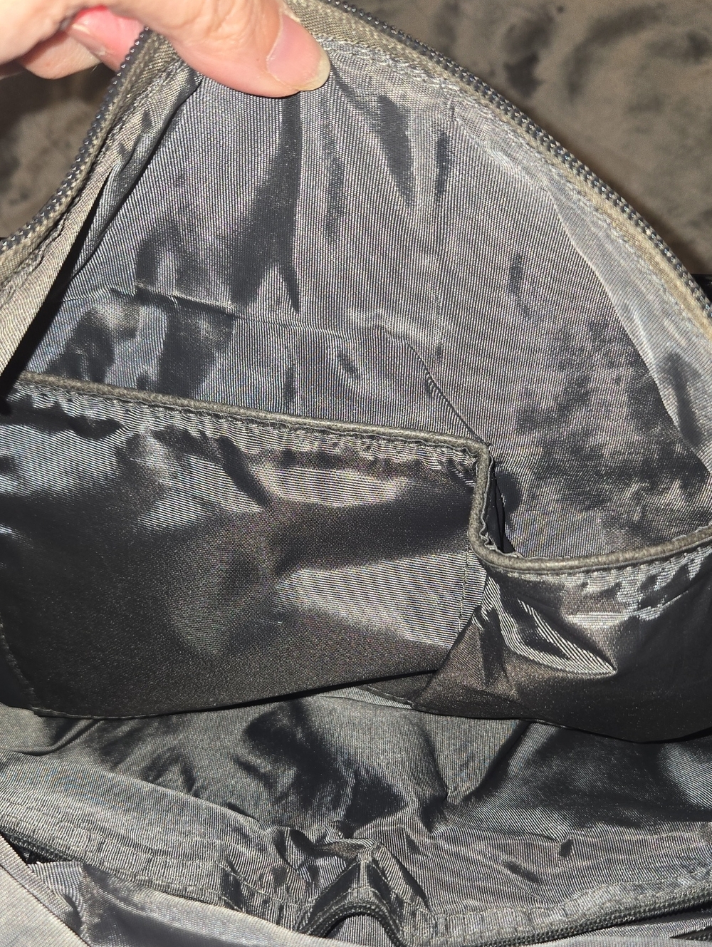 REALER-Hobo Faux Leather Hobo Shoulder Conceal Bag - Picture 10 of 16